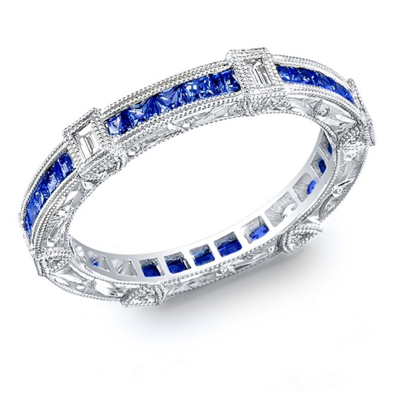 Diamond and sapphire engraved ring